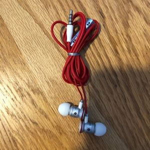 Beats Earbuds